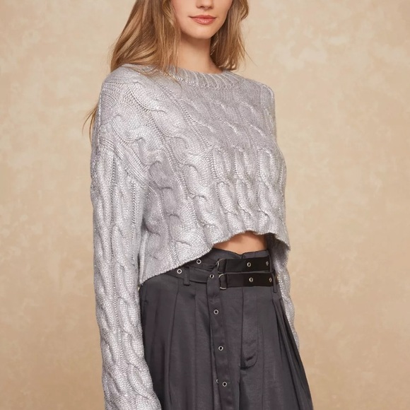 NWT Noli shop metallic silver sweater - Picture 2 of 10